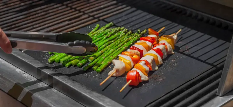 grill vegetables meat