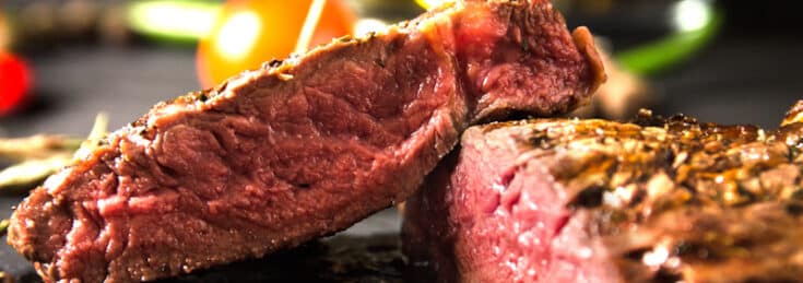 Blue Steak – Should You Eat It? [WHAT YOU NEED TO KNOW]
